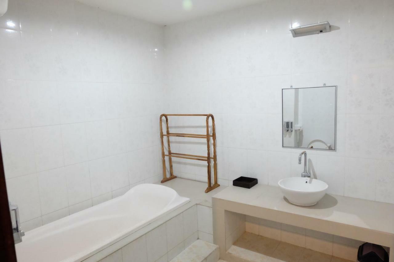 Taman Sari Tagtag Hotel Sanur Buitenkant foto